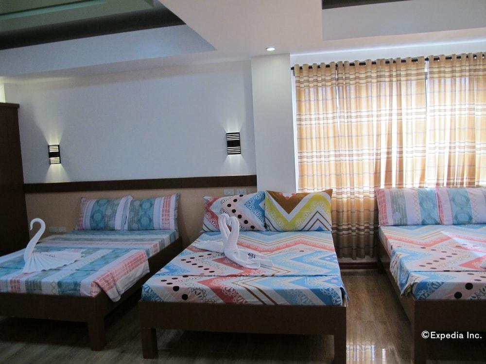 Sea Jewel Beach Resort Пуэрто-Галера Экстерьер фото