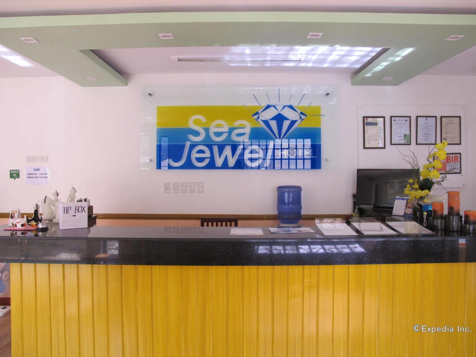 Sea Jewel Beach Resort Пуэрто-Галера Экстерьер фото